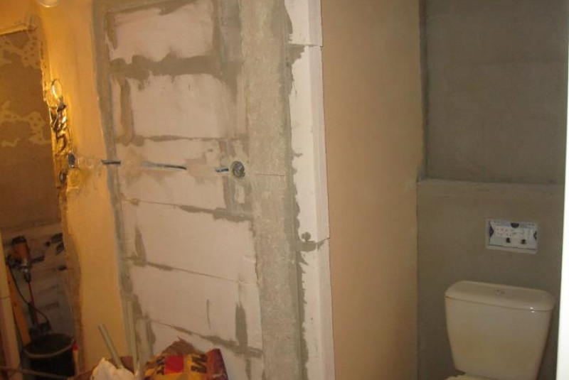 Rekonštrukcia kúpeľne a WC 2